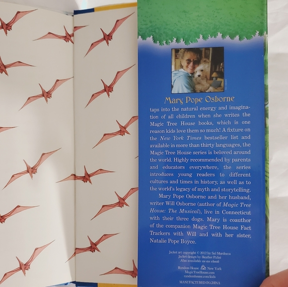 "Dinosaurs Before Dark" by Magic Tree House - Picture 3 of 9